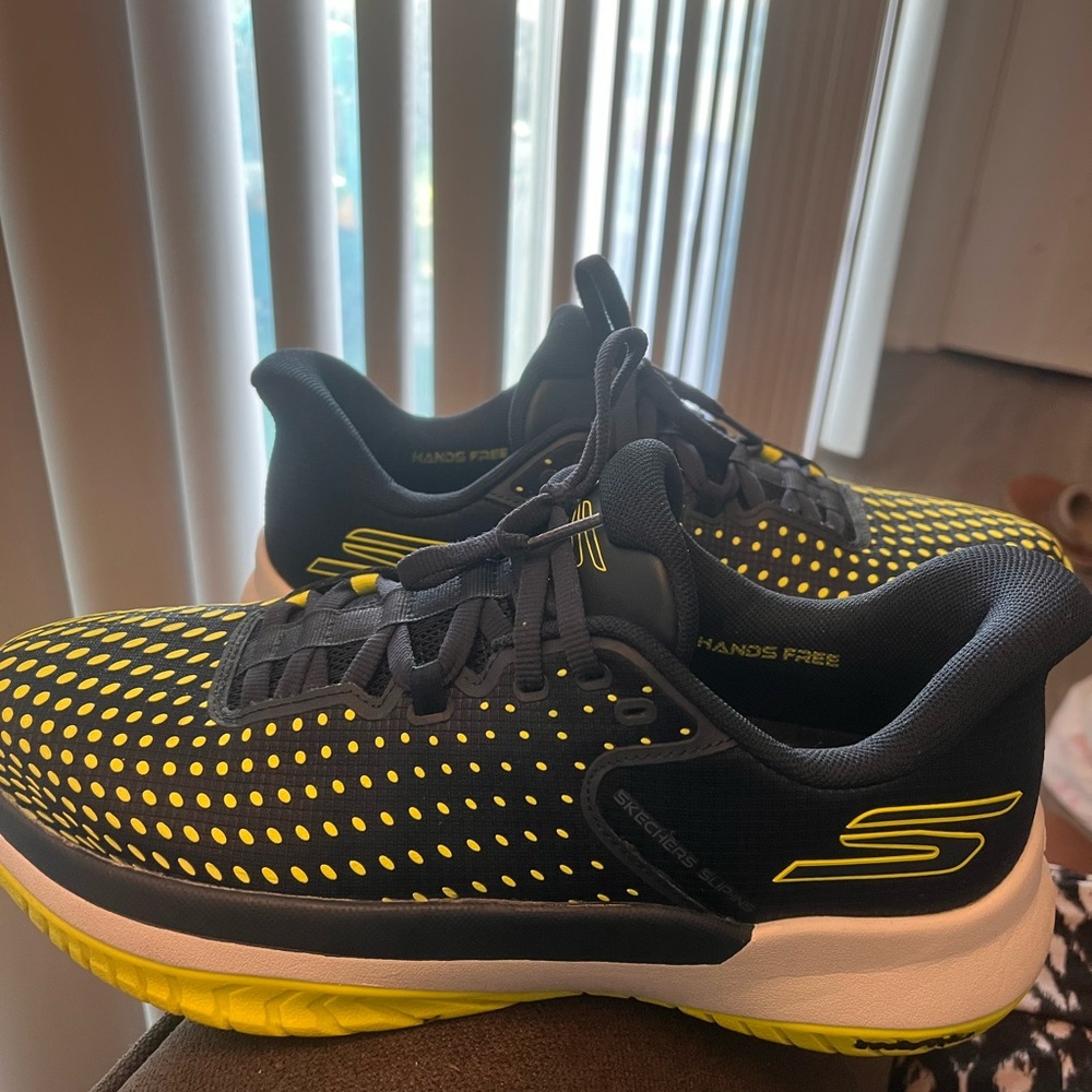 Skechers Arch-fit Pickleball shoes